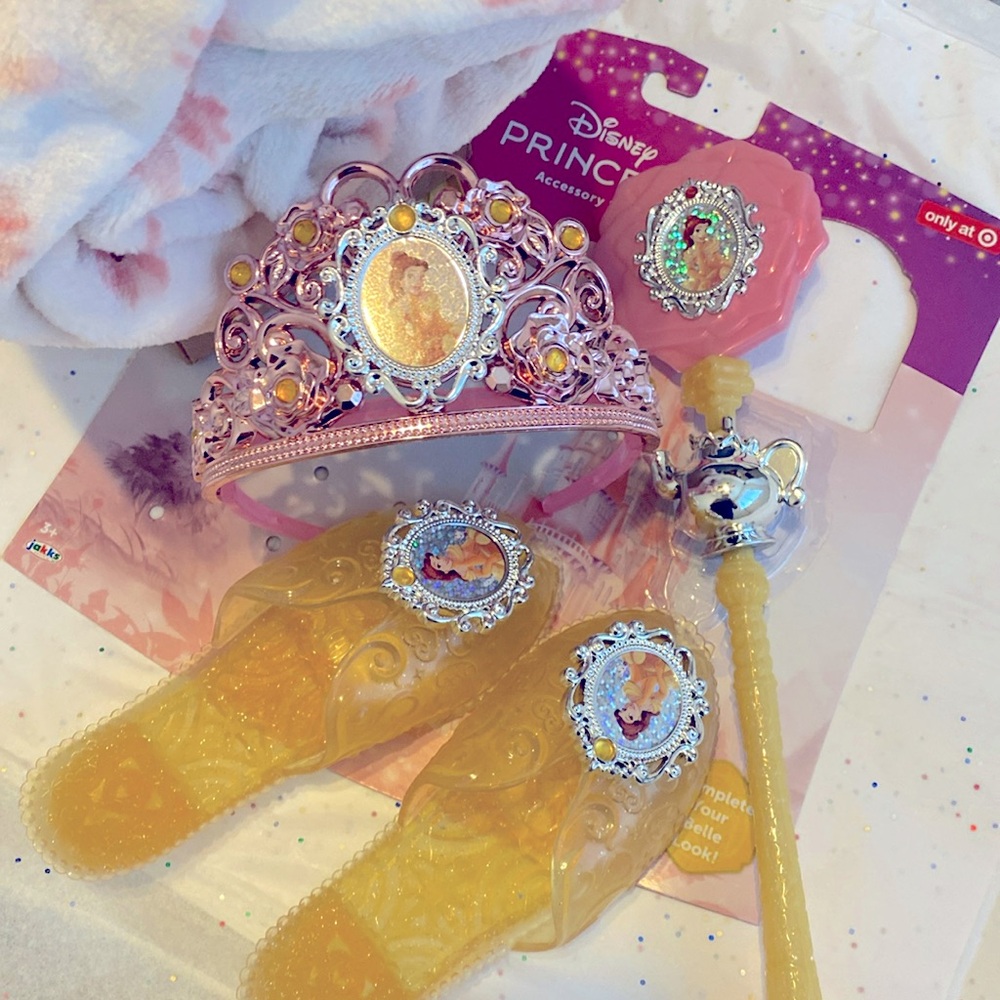 NEW! DISNEY PRINCESS ACCESSORY SET. BELLE TIARA SLIPPERS AND WAND